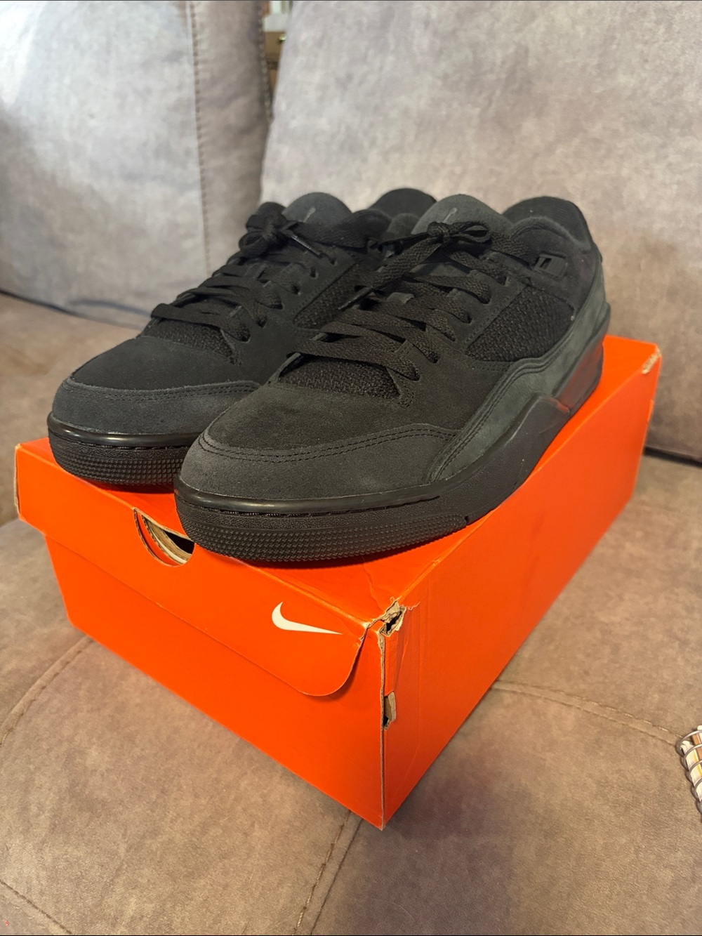 Men’s Nike Jordan Court sneakers